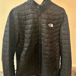 The North Face Men's Black Thermoball Puffer Jacket